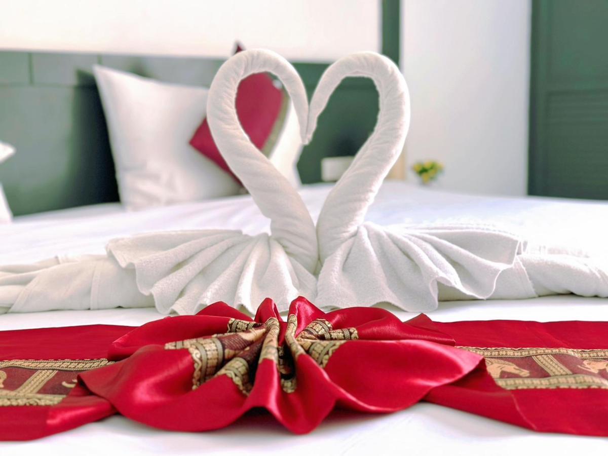 Hotel Baya Phuket Patong Экстерьер фото