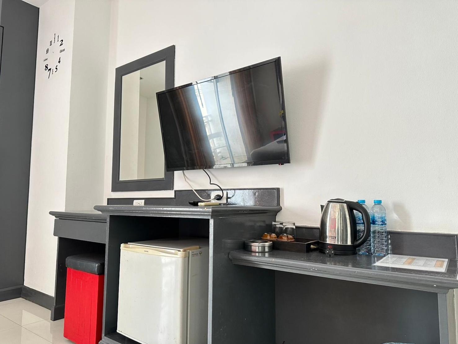 Hotel Baya Phuket Patong Экстерьер фото