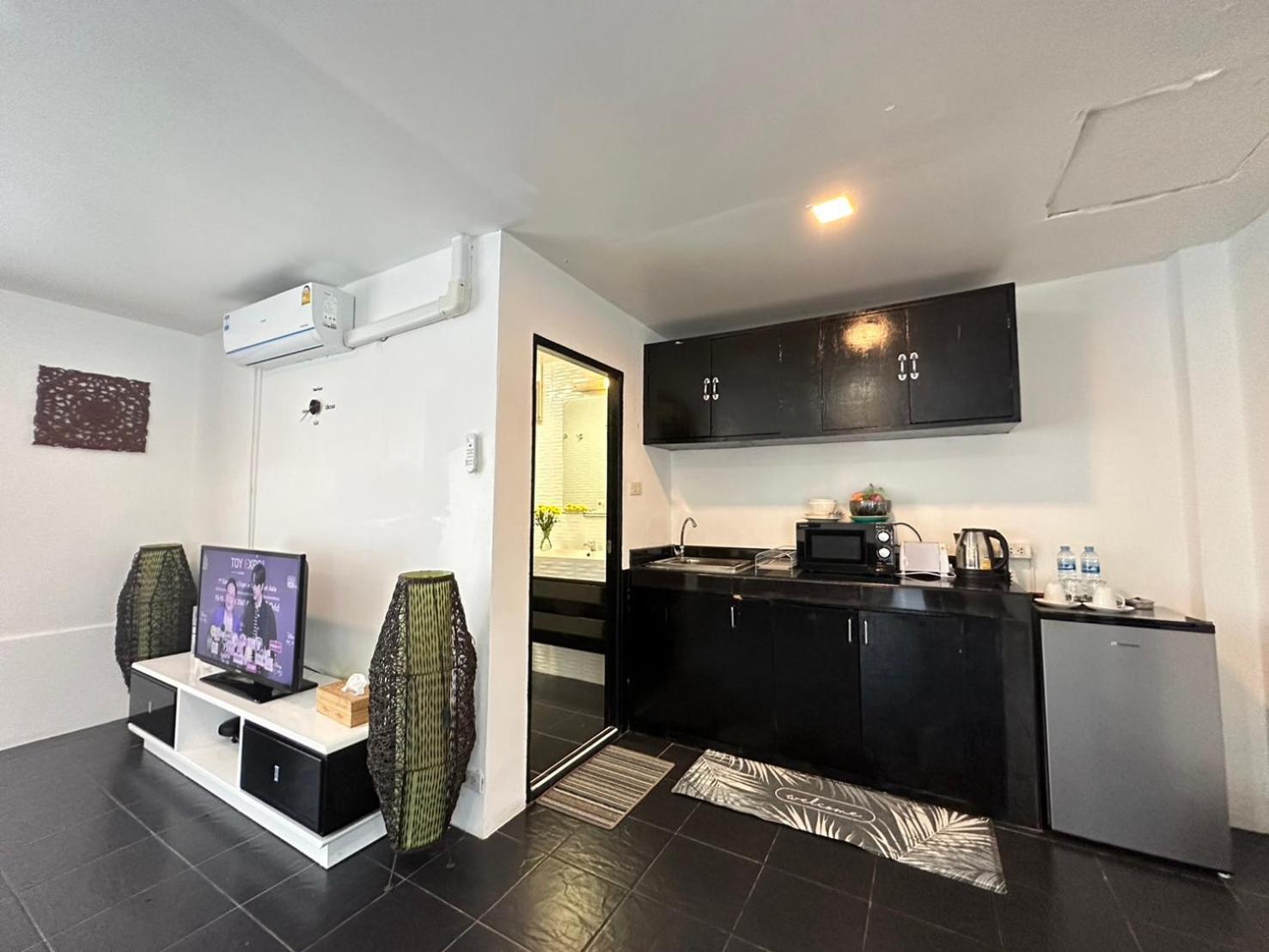 Hotel Baya Phuket Patong Экстерьер фото