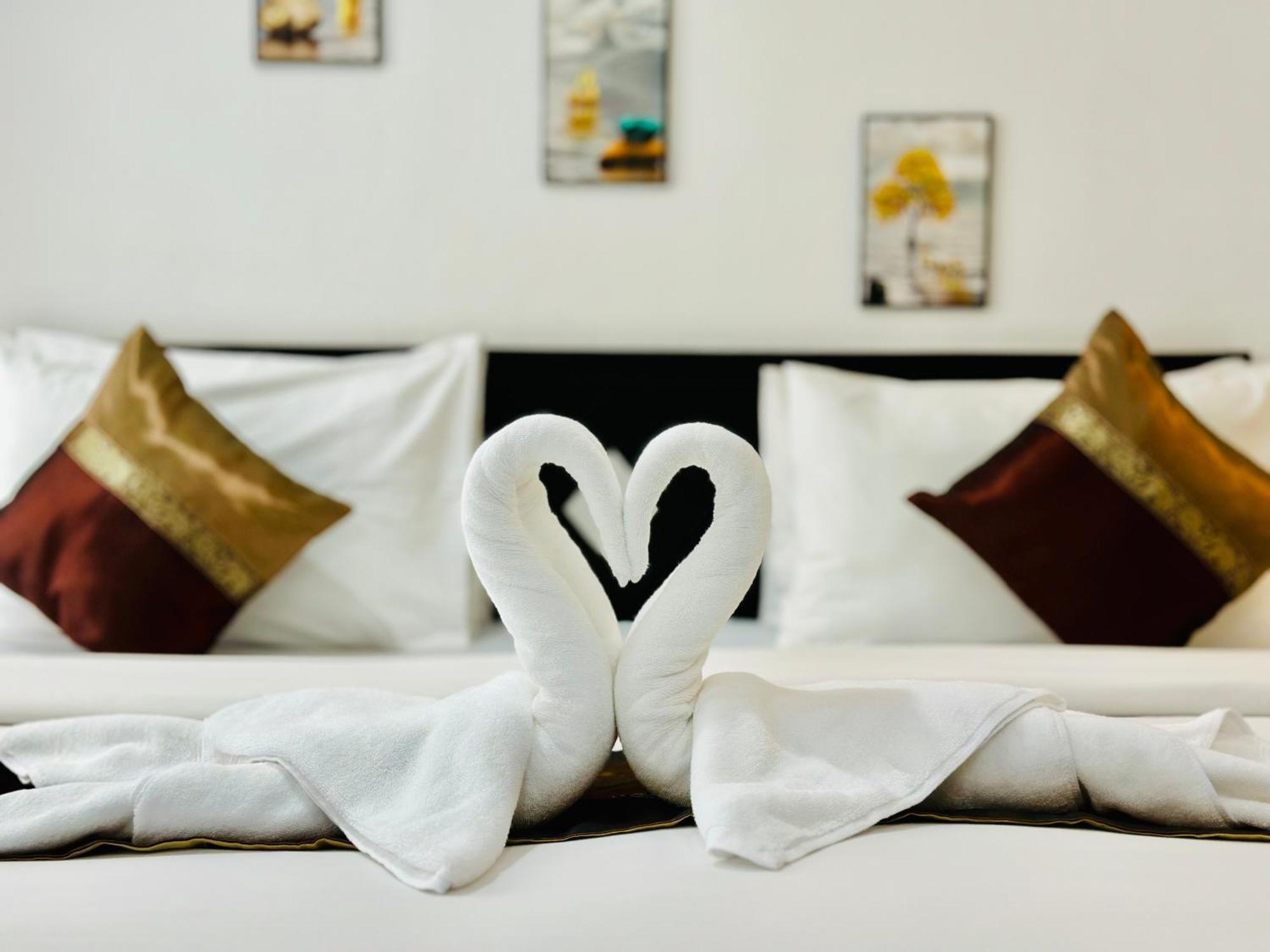 Hotel Baya Phuket Patong Экстерьер фото